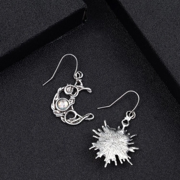 3 For 25 Celestial Moon and Sun Drop Mismatched Earrings - Picture 5 of 6